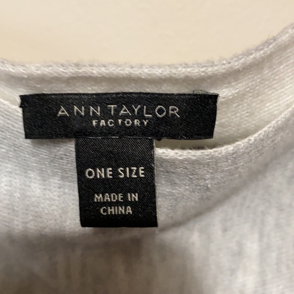 Ann Taylor Grey Shawl Sweater/Sweatshirt material - Picture 11 of 12